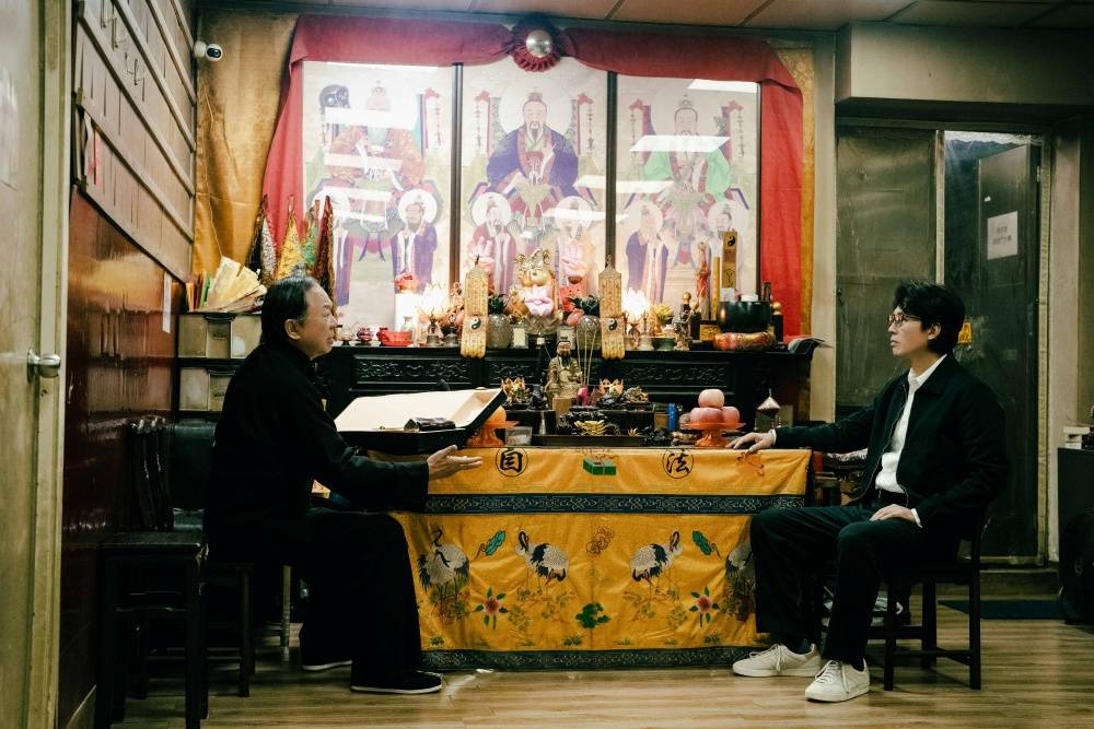 电影 | 黄子华、许冠文 时隔32年合作！聚焦香港丧葬文化 殓房通道首次外借拍摄！ 娱乐资讯 图1张