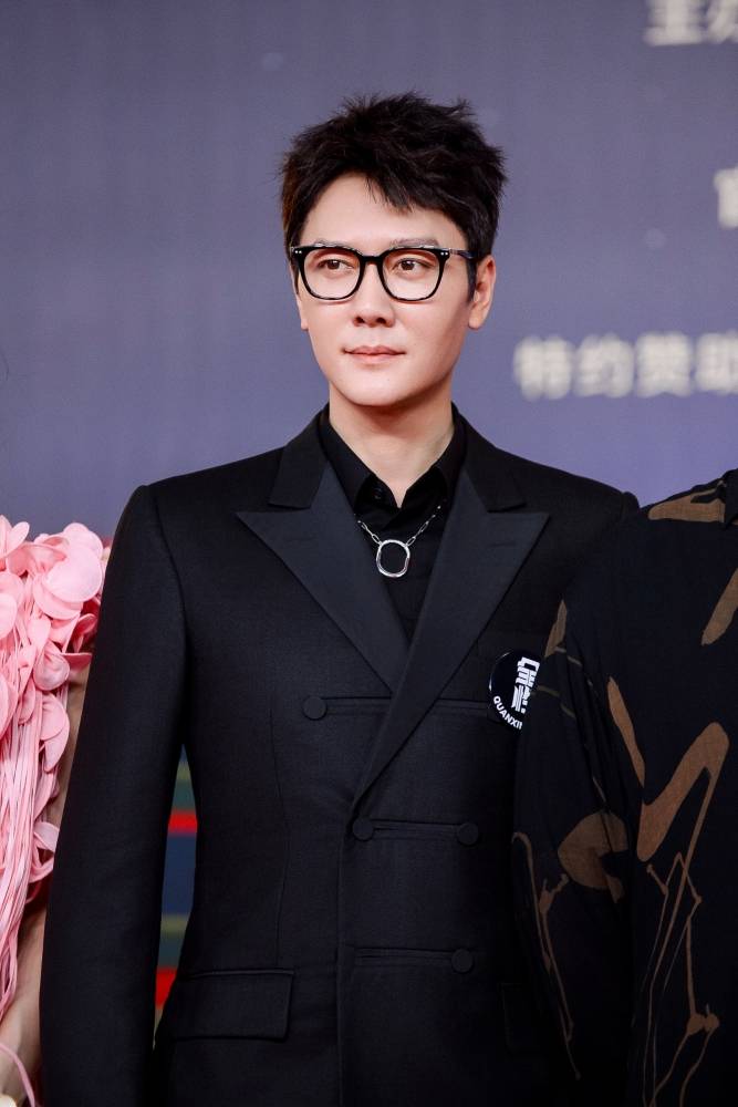 第二个黄晓明？网曝冯绍峰新欢和叶珂 同一个名媛训练班 娱乐资讯 图4张