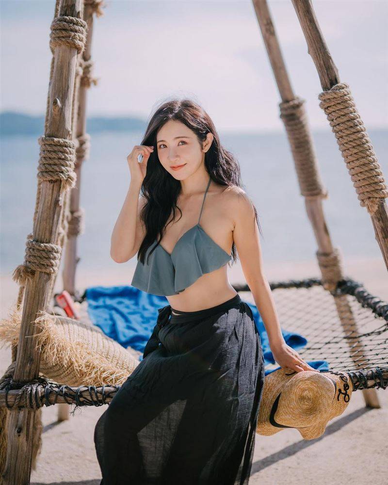 美女治疗师来台“裸泡温泉”疑走光照外流！拍摄者曝光本人出面回应了 时尚资讯 图1张