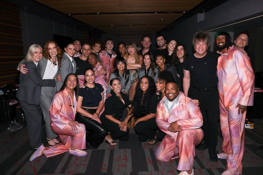 Taylor Swift 《时代巡演》 豪发8.7亿花红！卡车司机、木工都有份！ 娱乐资讯 图3张
