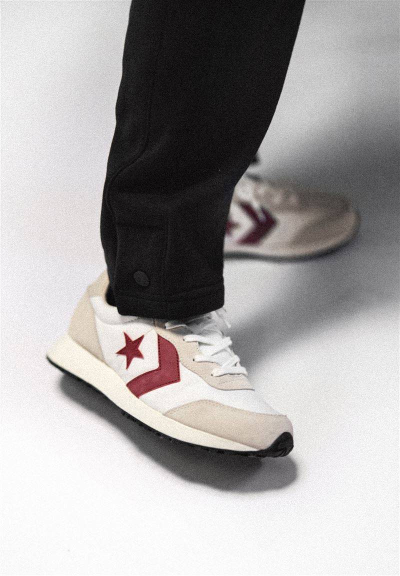 跟着王源一起致敬经典！Converse复古跑鞋家族全新登场 时尚资讯 图3张