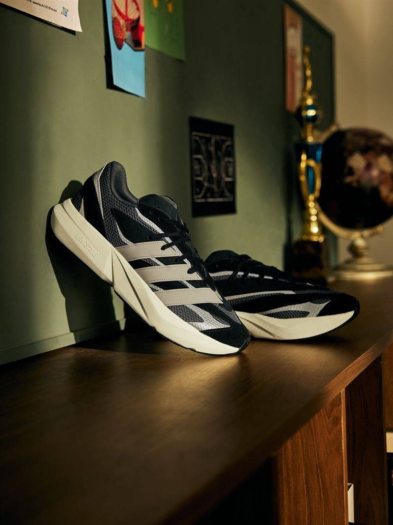adidas Sportswear Essentials系列开学登场 韩团BABYMONSTER化身女大生 时尚资讯 图5张