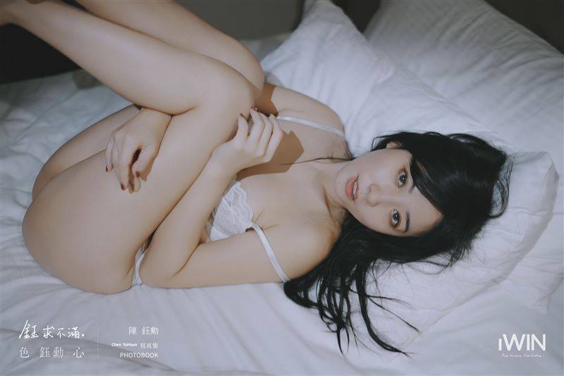 写真模特儿公认最大尺度！陈钰勋大胆写真“天然比例”全现形 时尚资讯 图6张