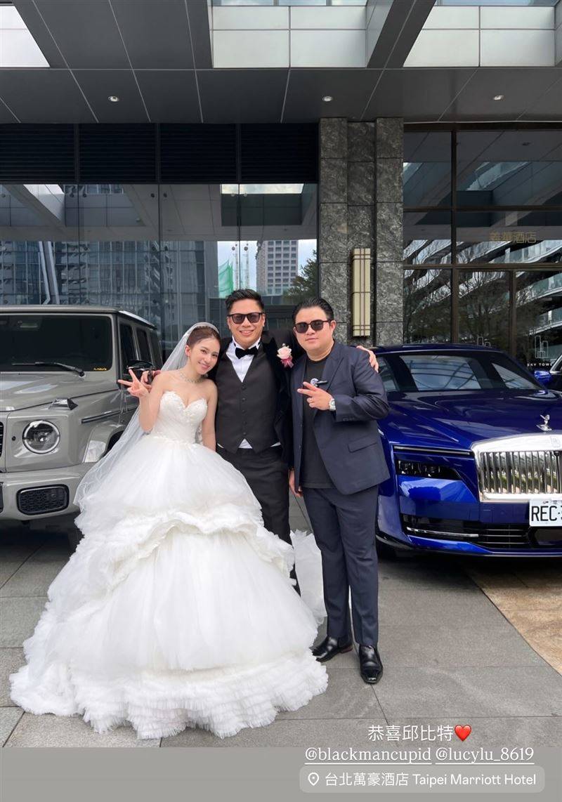 黑男今晚举办婚礼！砸300万娶回Lucy“现场一片粉红”动人誓词她秒掉泪 时尚资讯 图4张