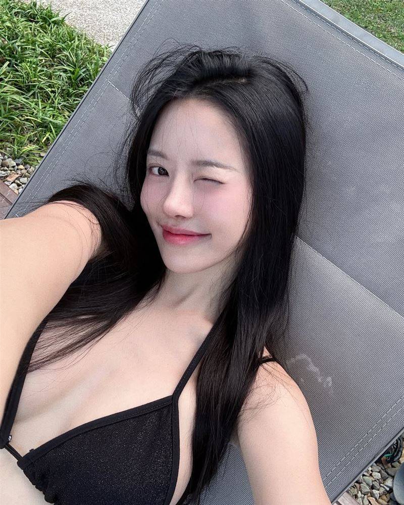 蔡瑞雪解放脱了！比基尼包不住“超巨上围”被看光　甜喊：期待夏天 时尚资讯 图3张