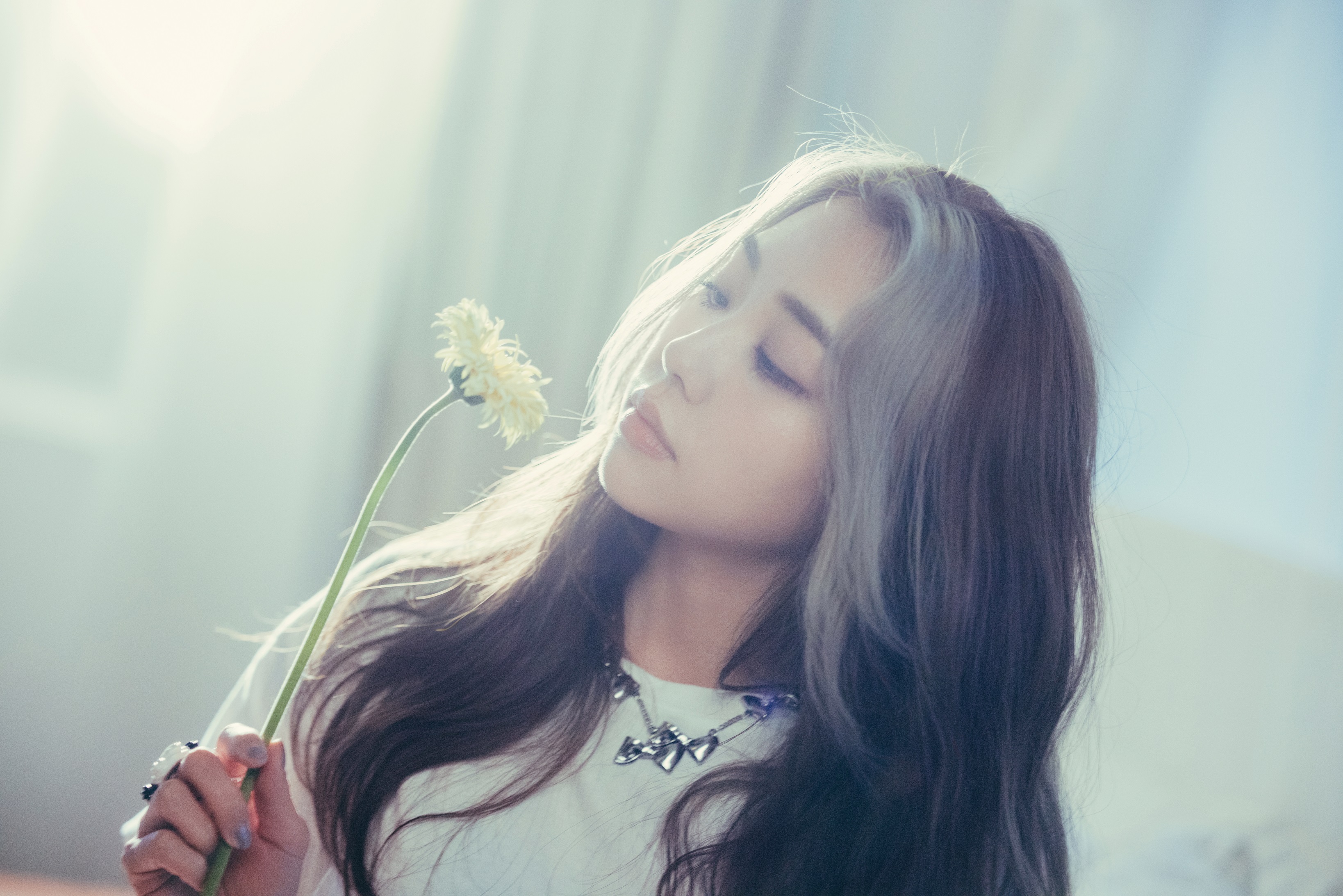“唱跳歌姬” 强势回归！艾薇全新歌曲《马马虎虎》MV上线！ 娱乐资讯 图4张