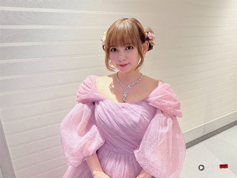 日本动漫女神宣布怀孕！40岁生日当天宣布“双喜临门”亲笔信报喜 时尚资讯 图1张