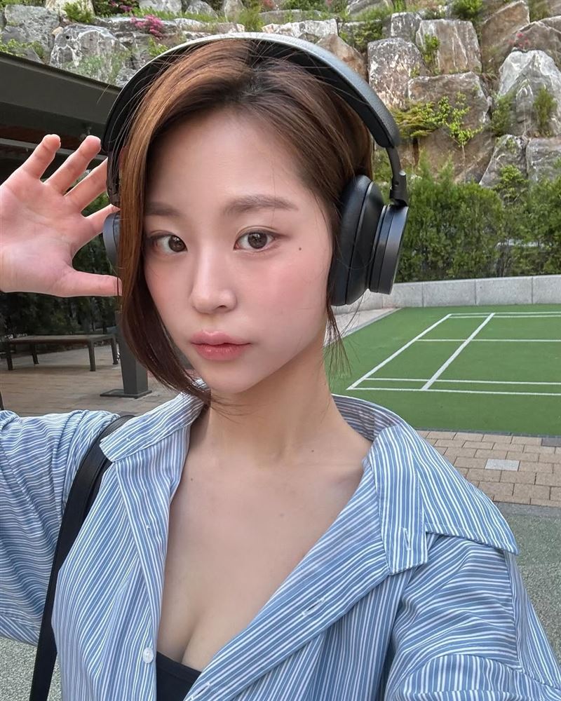 「手指舞」超红韩团成员堂姊「美貌神複製」辣秀南半球不藏了网看嗨 时尚资讯 图3张