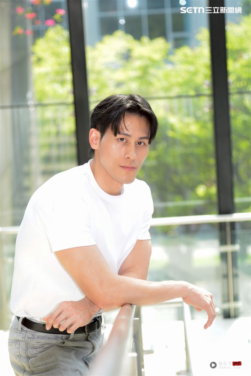 独家／小彭于晏曾拍激情床戏！曝近况跳猛男秀　曾拍全抛写真忧被定型 时尚资讯 图3张