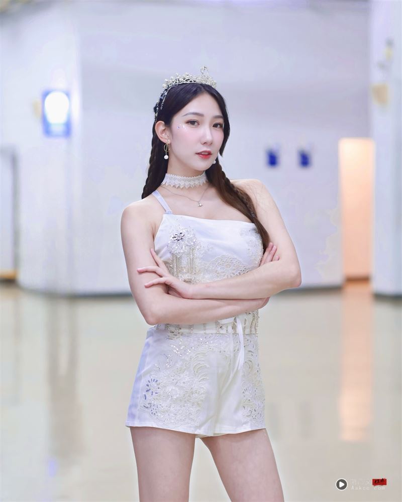 啦啦队女神去韩国留学遭酸“打不过三本柱”10字亲吐实情！网全闭嘴 时尚资讯 图2张