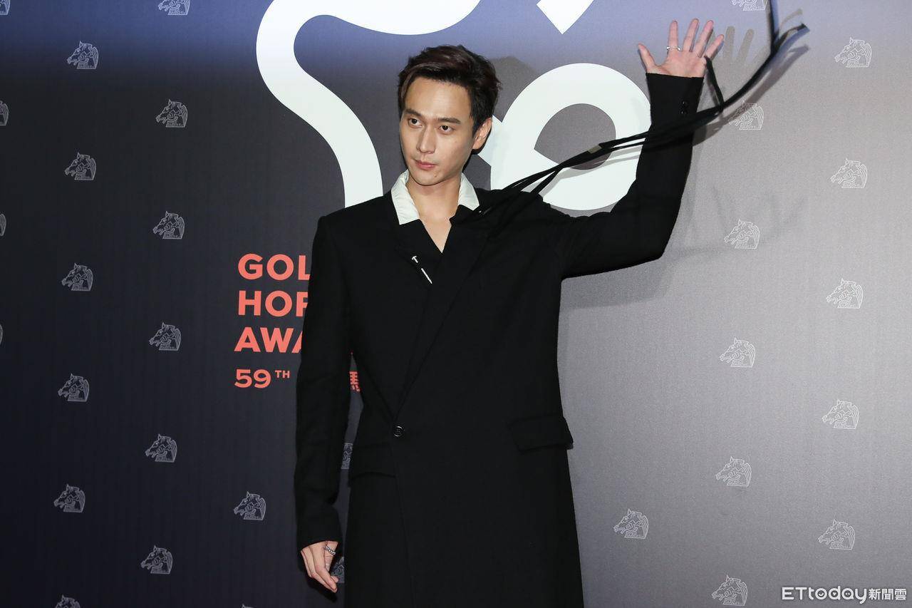 金马时尚／张震无悬念夺“红毯第一帅”！陈柏霖、刘冠廷紧追在后 时尚穿搭 图6张