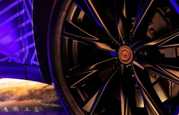 Lexus与Adidas合作打造“瓦干达风格RX 500h”以漫威黑豹为灵感 最新资讯 图3张