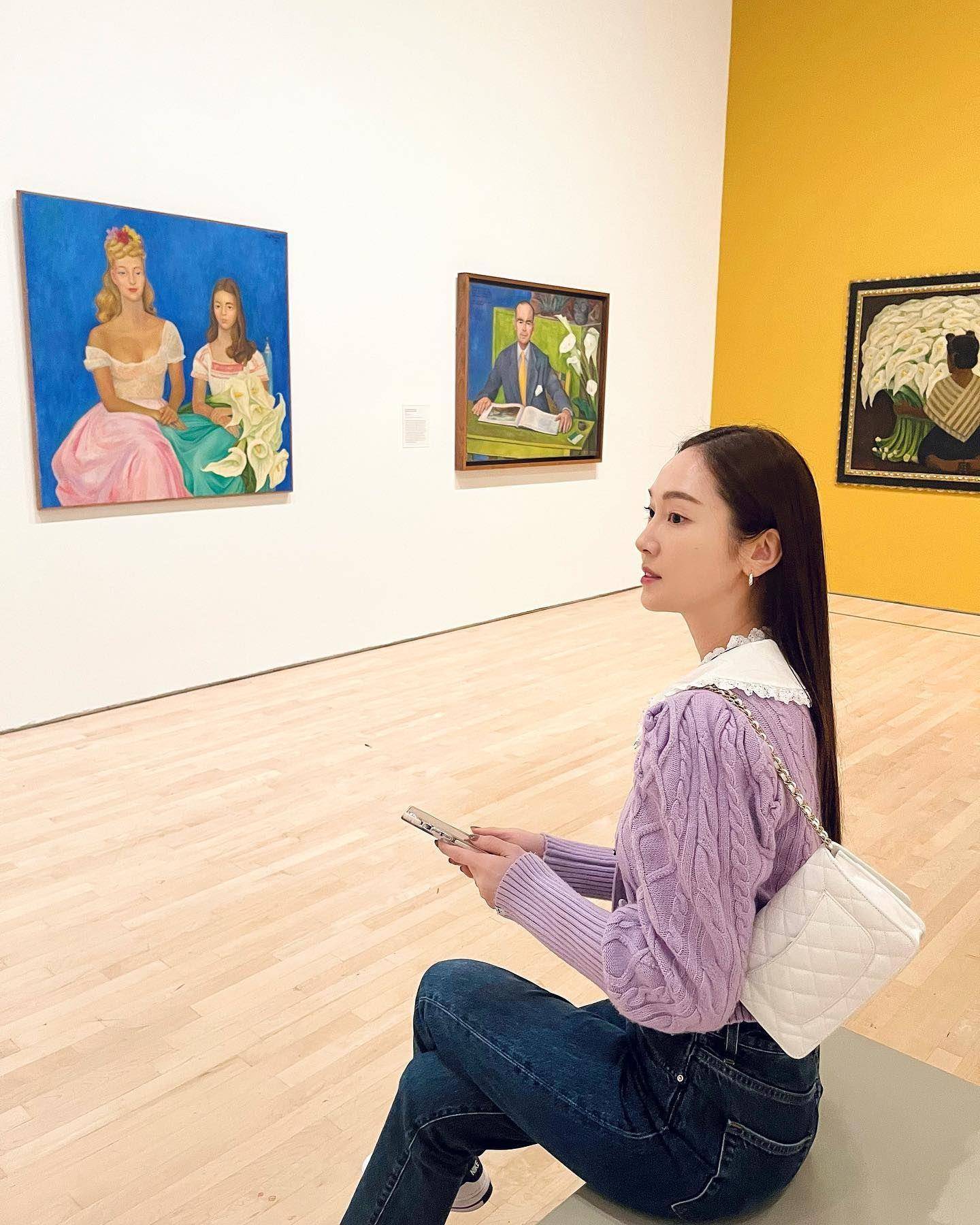 Jessica奢华之旅名牌包天天换　香奈儿、爱马仕经典包伴游 时尚穿搭 图4张