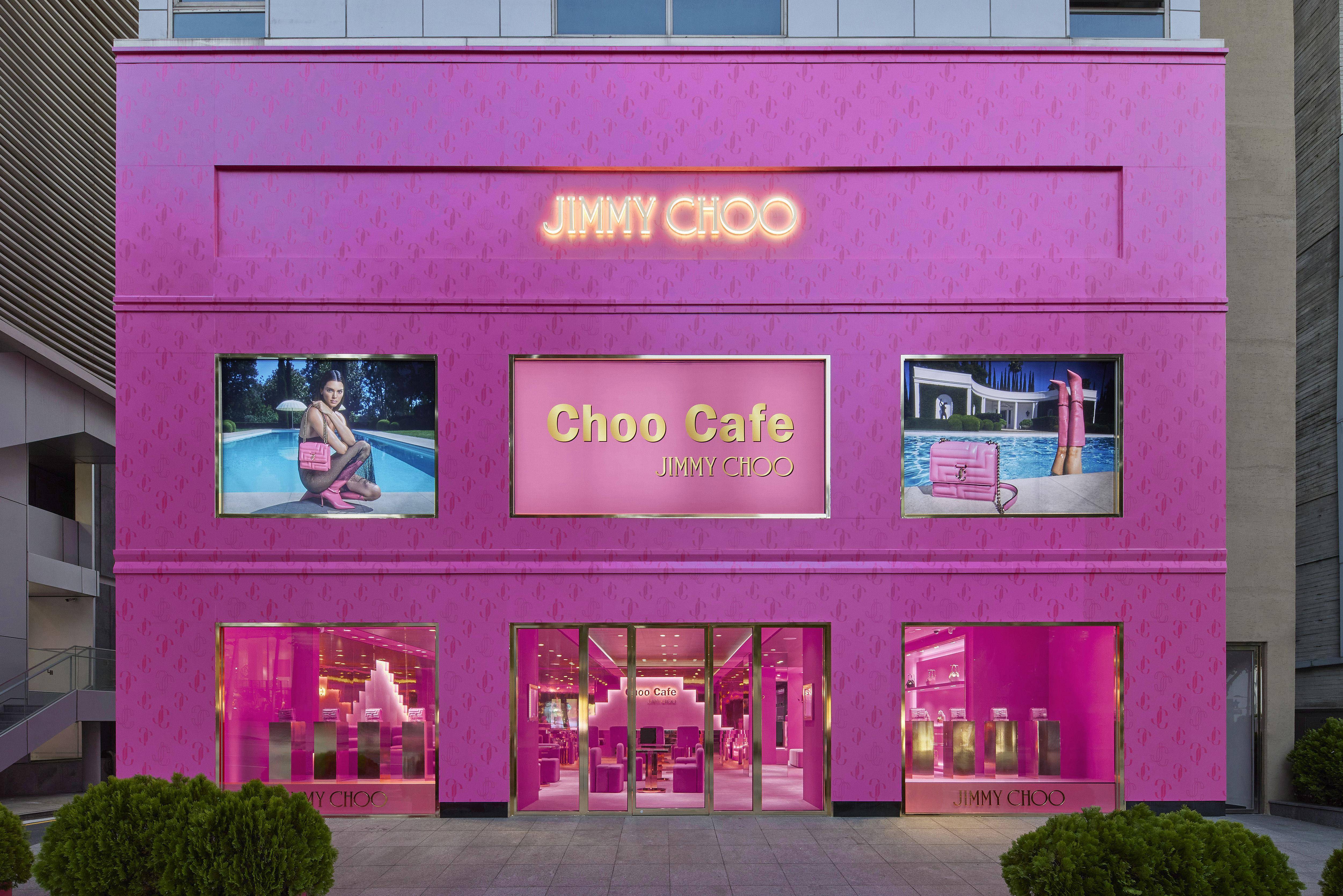 孙娜恩、李宝英都来了！首尔新地标JIMMY CHOO“粉红咖啡厅”太好拍 名人名流 图1张