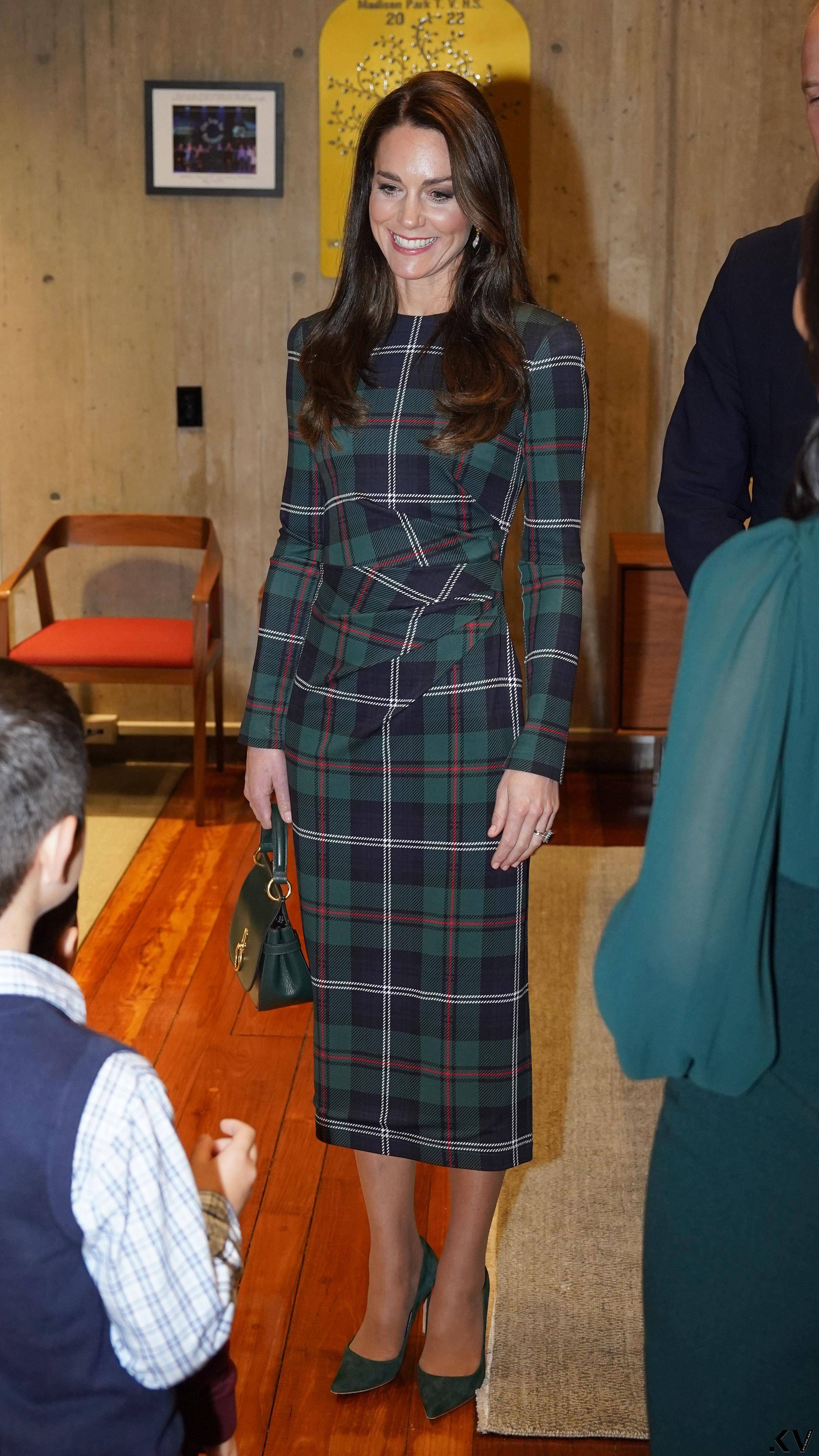 凯特王妃绿格纹裙勾纤细腰身　访美时尚外交获外媒盛赞 名人名流 图3张