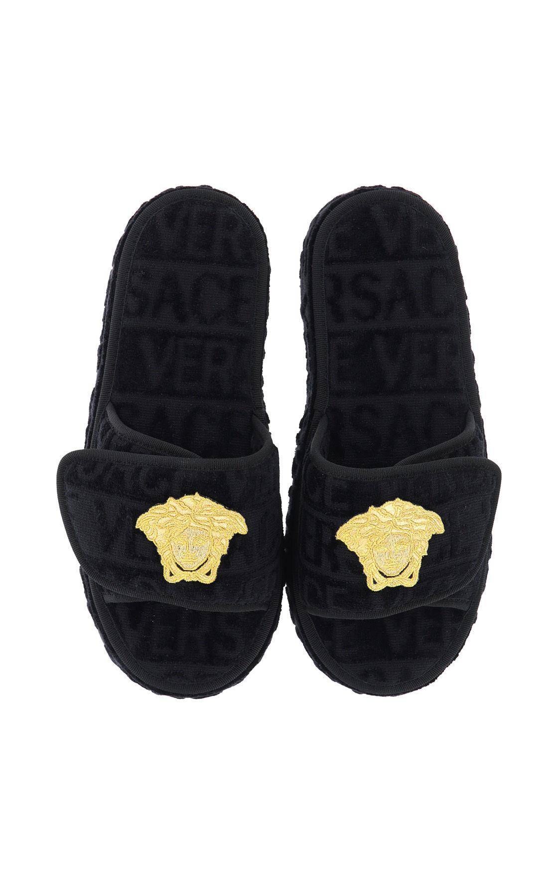 FENDI O'Lock餐盘“首个家饰系列”美翻！Versace 还有水晶随行杯 时尚穿搭 图8张