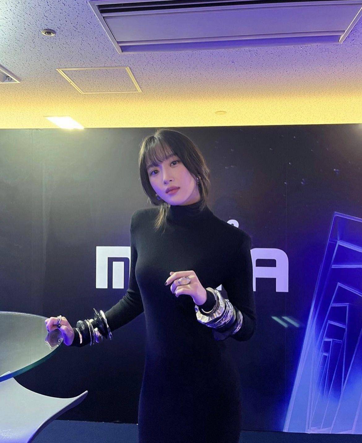 文佳煐极贴身礼服逼出销魂S曲线　金所炫MAMA红毯合体男星撒糖 名人名流 图1张