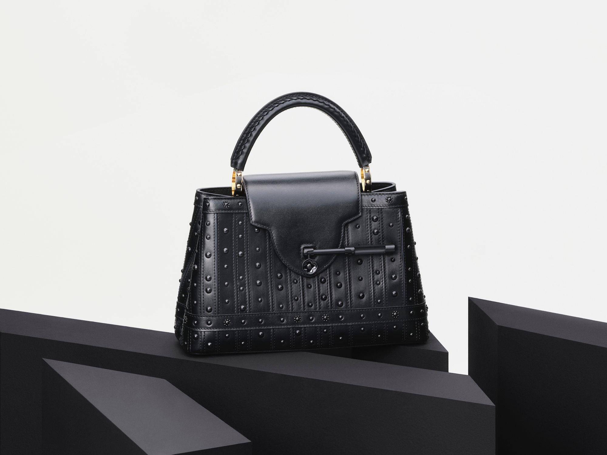 DIOR、LV经典包都变了样！底部长尖刺够气魄　渐层夕阳色美到心坎 时尚穿搭 图10张