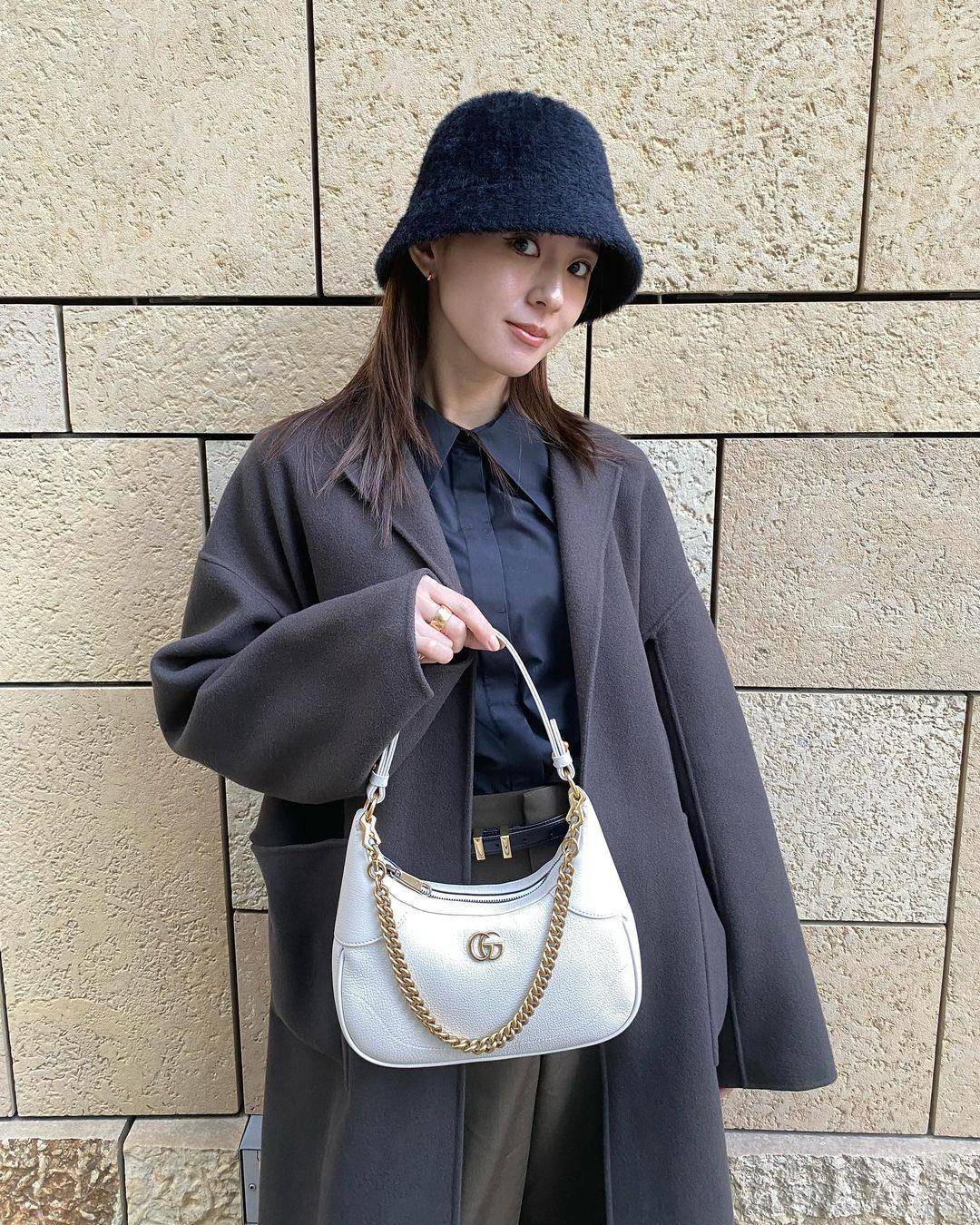 《今际》水鸡光私下精品收藏超精彩！LV、PRADA⋯最新爆款通通有 时尚穿搭 图4张