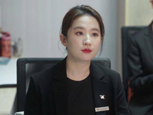 35岁“仙女姊姊”刘亦菲上镜宛如素颜　肌肤白皙零瑕疵靠小黑气垫帮忙 名人名流 图3张