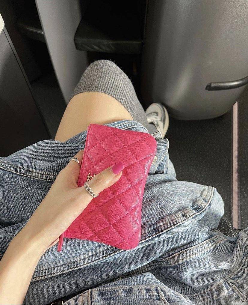 陈若仪莫名被蹭“流水席之乱”　一出声全套香奈儿登机羡煞网友 时尚穿搭 图2张