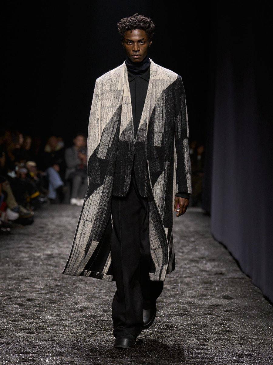 米兰男装周／ZEGNA“羊绒纹理”帅成艺术品　TOD'S皮革夹克义式优雅必备 时尚穿搭 图4张