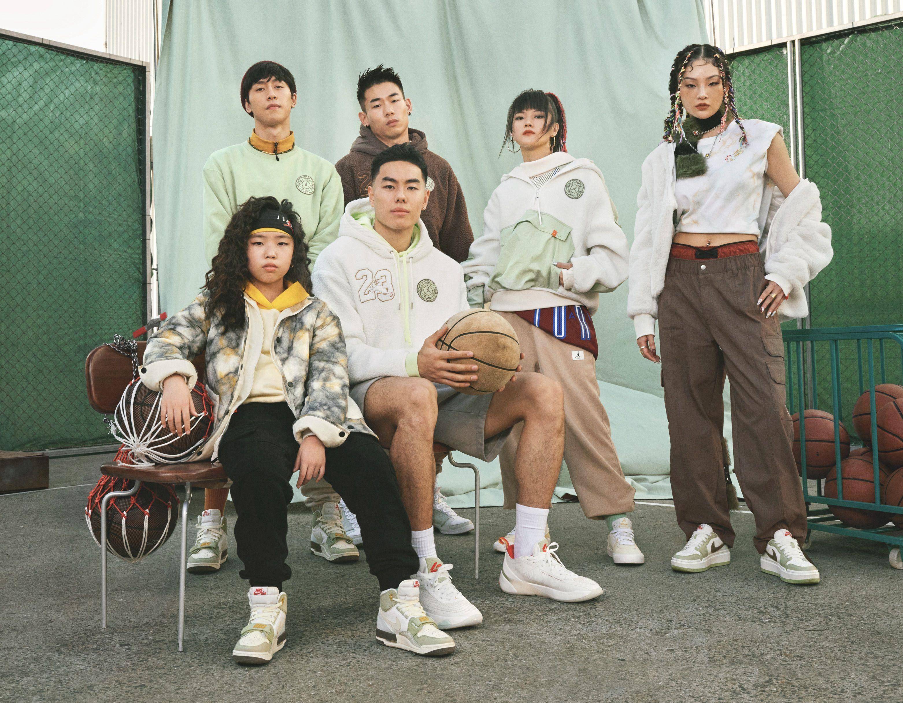 盘点兔年限定运动单品！adidas跑鞋长尾巴、NB燕麦白人见人爱 最新资讯 图6张