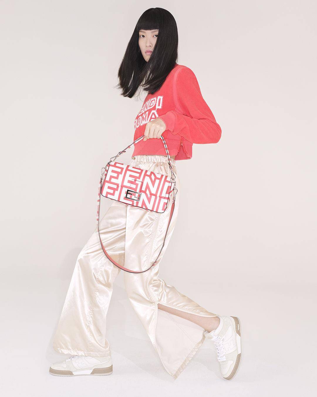 盘点兔年限定精品包！美乐蒂跳上Chloé夯款、Bottega Veneta裸粉新色美翻 时尚穿搭 图4张