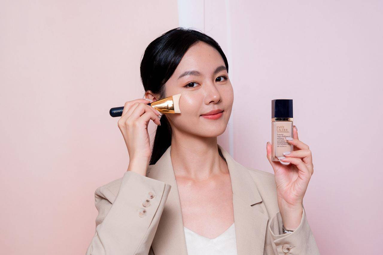 过年换新妆！比护唇膏还保湿的“顶级唇膏”、日妞都在画的莓果色睫毛膏必抢 最新资讯 图6张