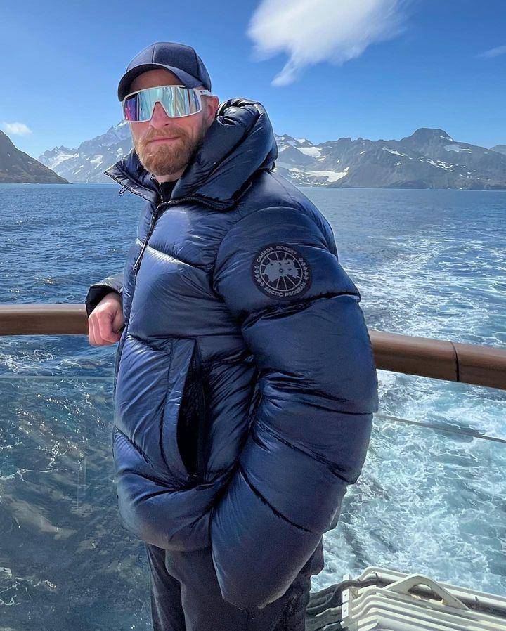 为何穿“Canada Goose”恐被抢劫？解密数万元高端羽绒衣　大明星也爱 时尚穿搭 图1张