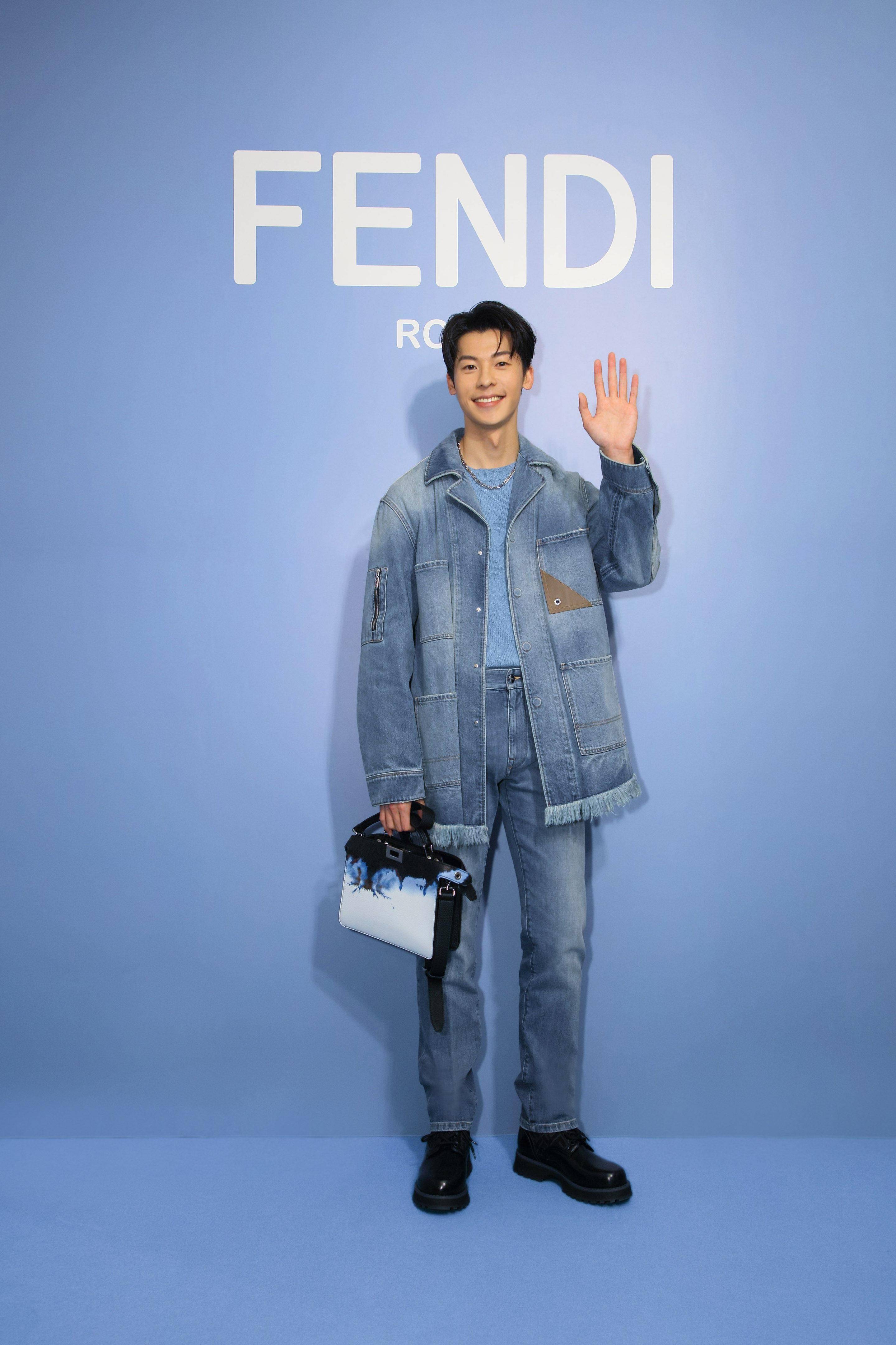 许光汉“不敢相信”《鬼家人》爆红　与林柏宏来FENDI过情人节　 名人名流 图1张