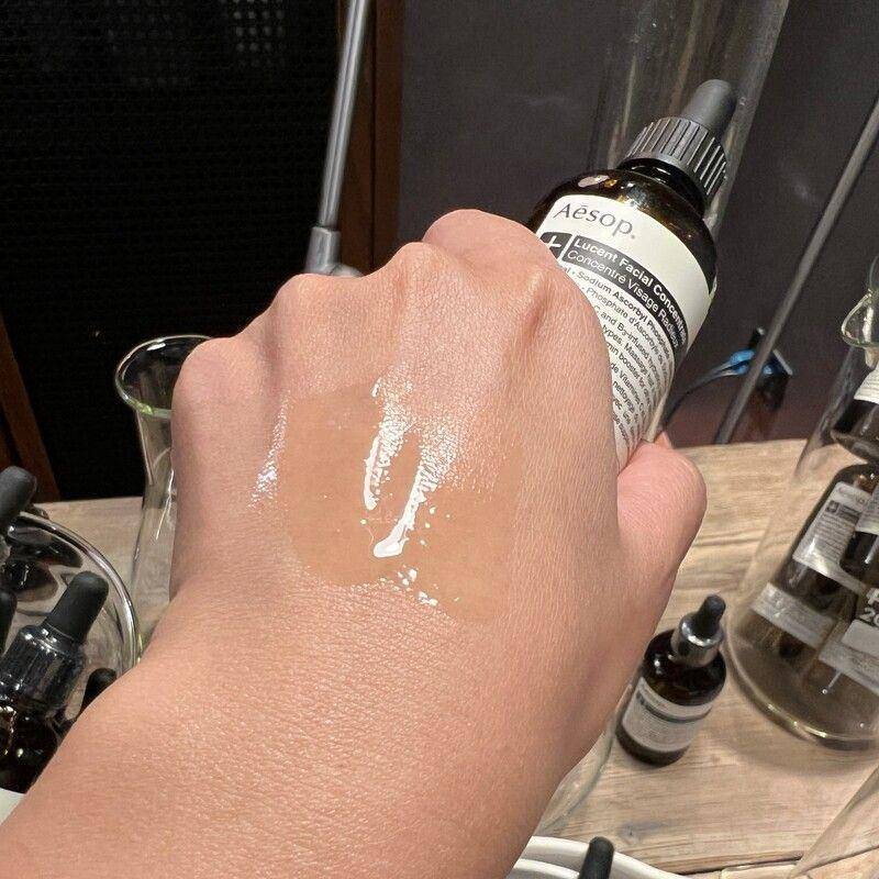 11款“抗老精华液”推荐！DARPHIN小金球精露、赫莲娜升级肤况超有感 最新资讯 图2张