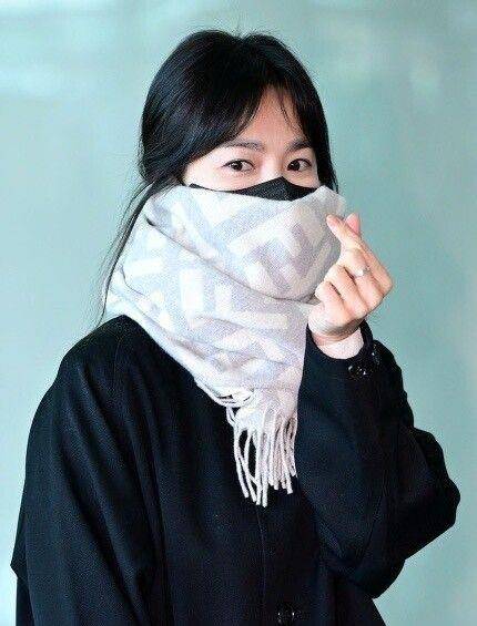 朴恩斌、孝渊帅美亮相！2023秋冬时装周女神机场穿搭、看秀造型盘点 名人名流 图19张