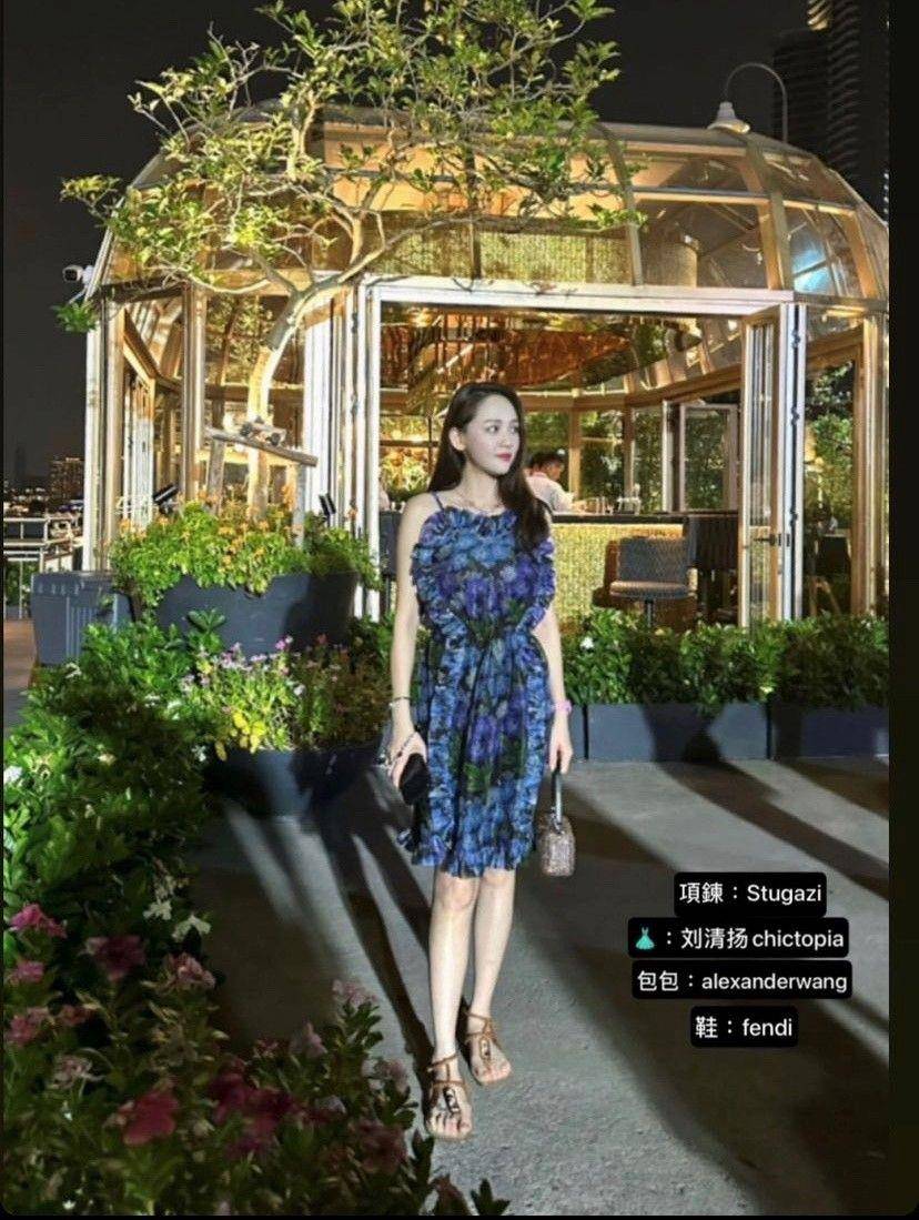陈乔恩露深沟网赞“天然美女”　泰国度假行头不藏私 时尚穿搭 图1张