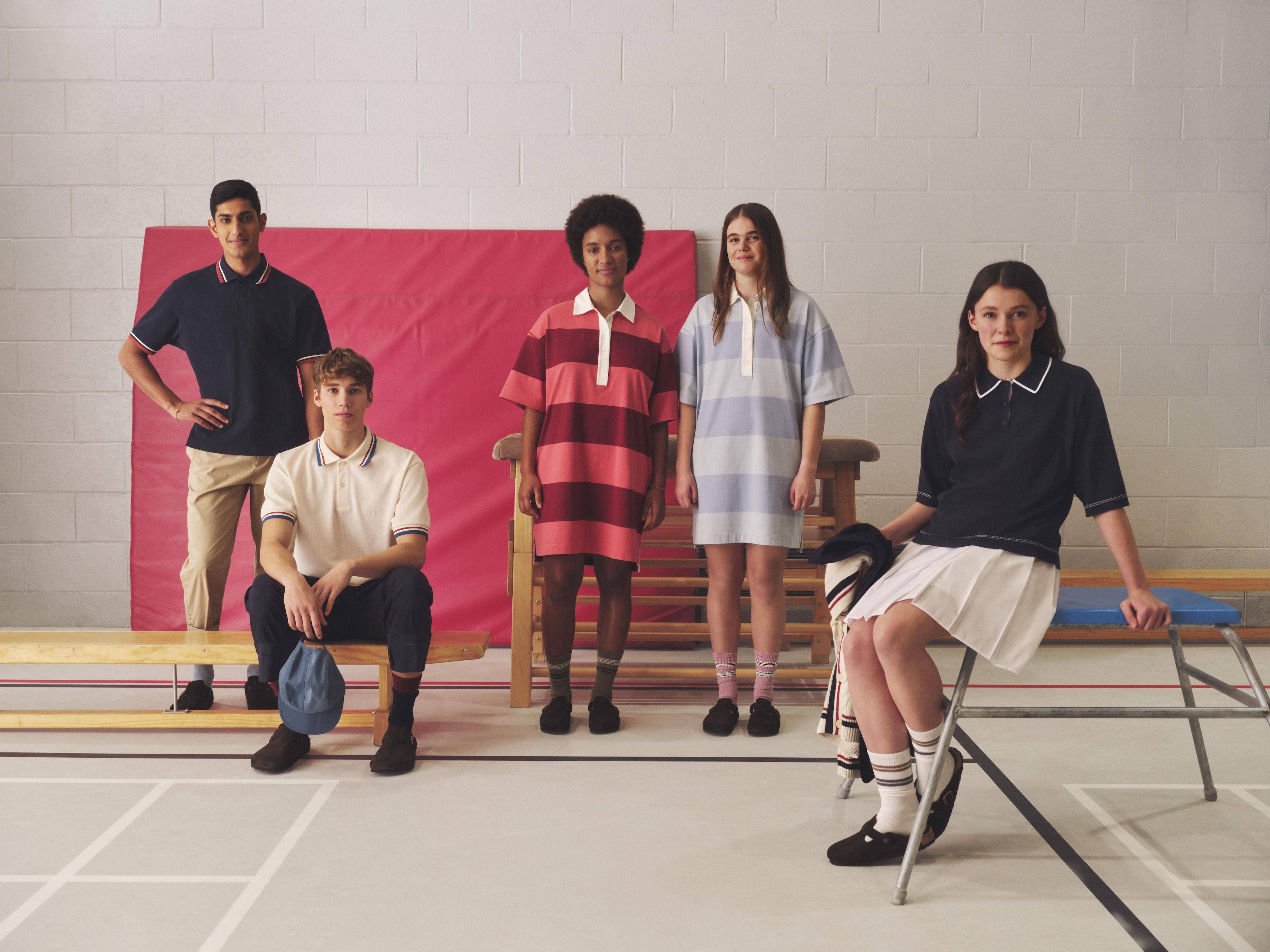 UNIQLO X JWA今年春夏吹起运动风！必败网球迷你裙套装、学院风针织衫 最新资讯 图1张