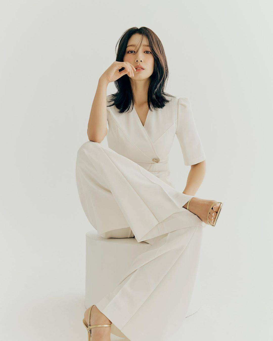 朴信惠献舞了！原来女神这么会跳？　夏季新造型率性、甜美并存 名人名流 图2张
