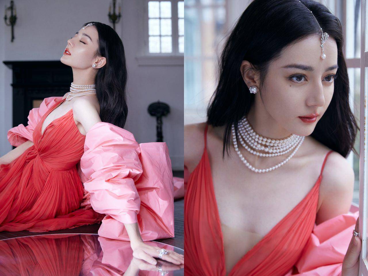 简直是“异域公主”！迪丽热巴红色深V高订配蝴蝶结美爆　连珍珠项炼都戴得优雅 时尚穿搭 图2张