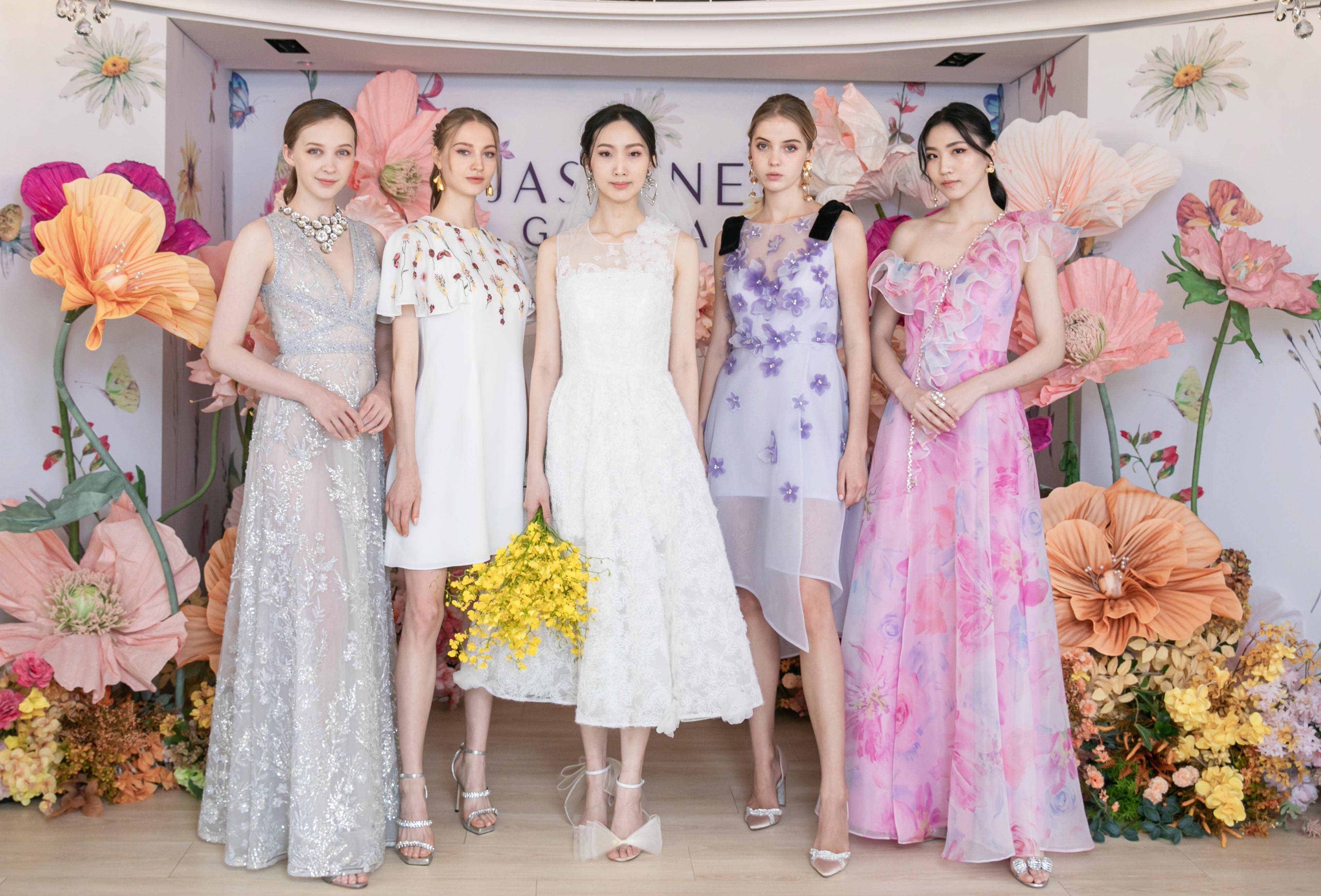 JASMINE GALLERIA打造女人的梦幻嫁衣　浪漫花卉元素户外婚礼专属！ 时尚穿搭 图1张