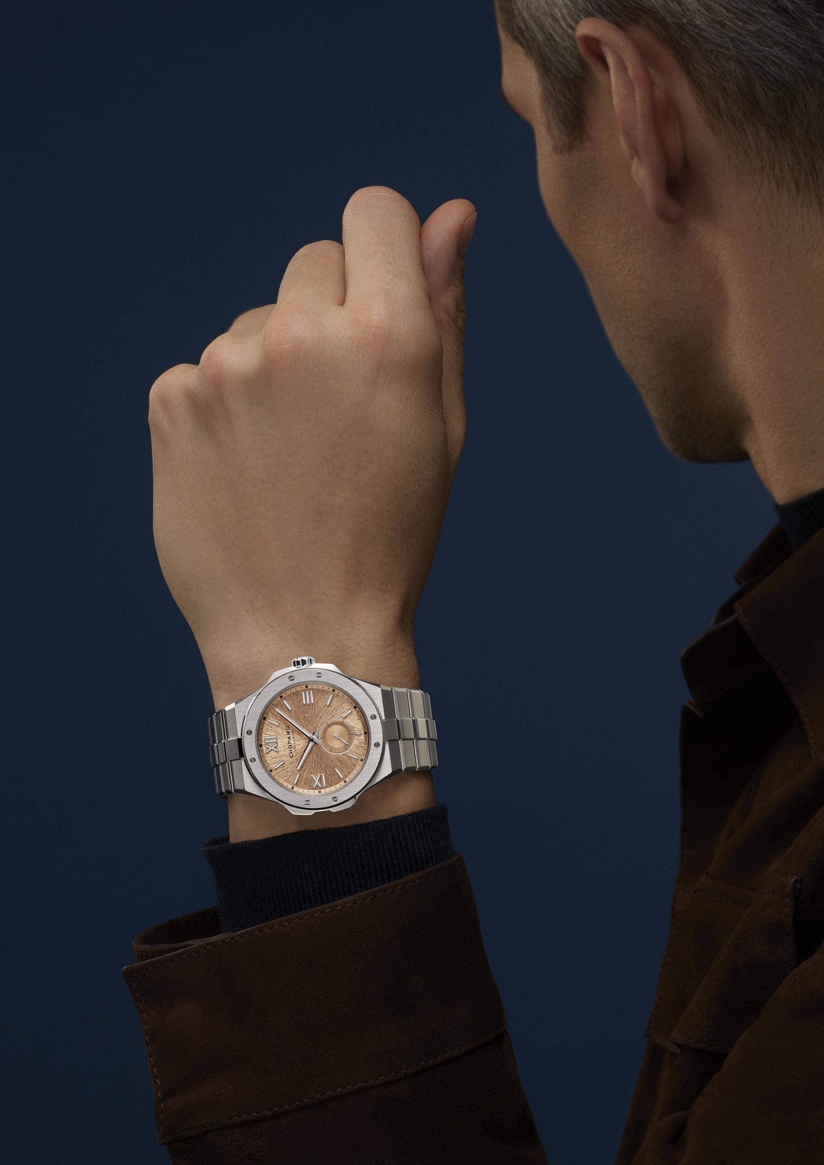 低调到品牌Logo都舍掉　H. Moser ＆ Cie.万年历表质感取胜 奢侈品牌 图4张