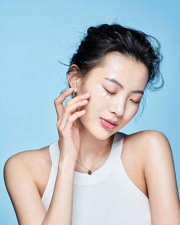 熬夜后水肿气色差？皮肤科医师教“4招急救秘诀”：用对乳霜很重要 最新资讯 图2张