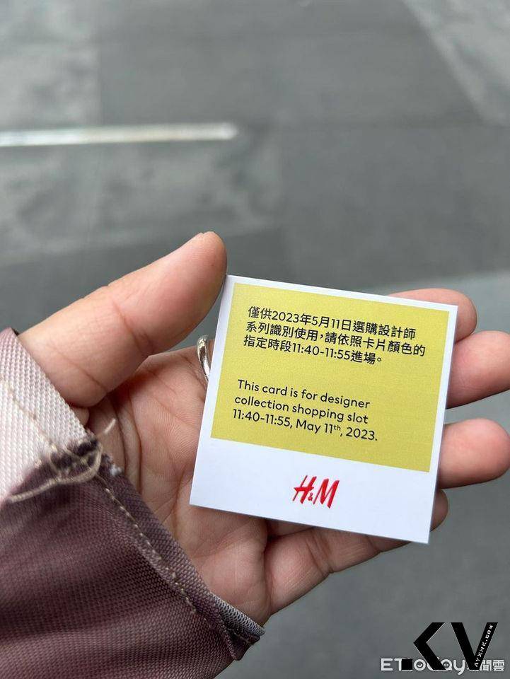 H＆M X MUGLER开卖吸破百人排队　民众透露必买“关键原因” 最新资讯 图2张