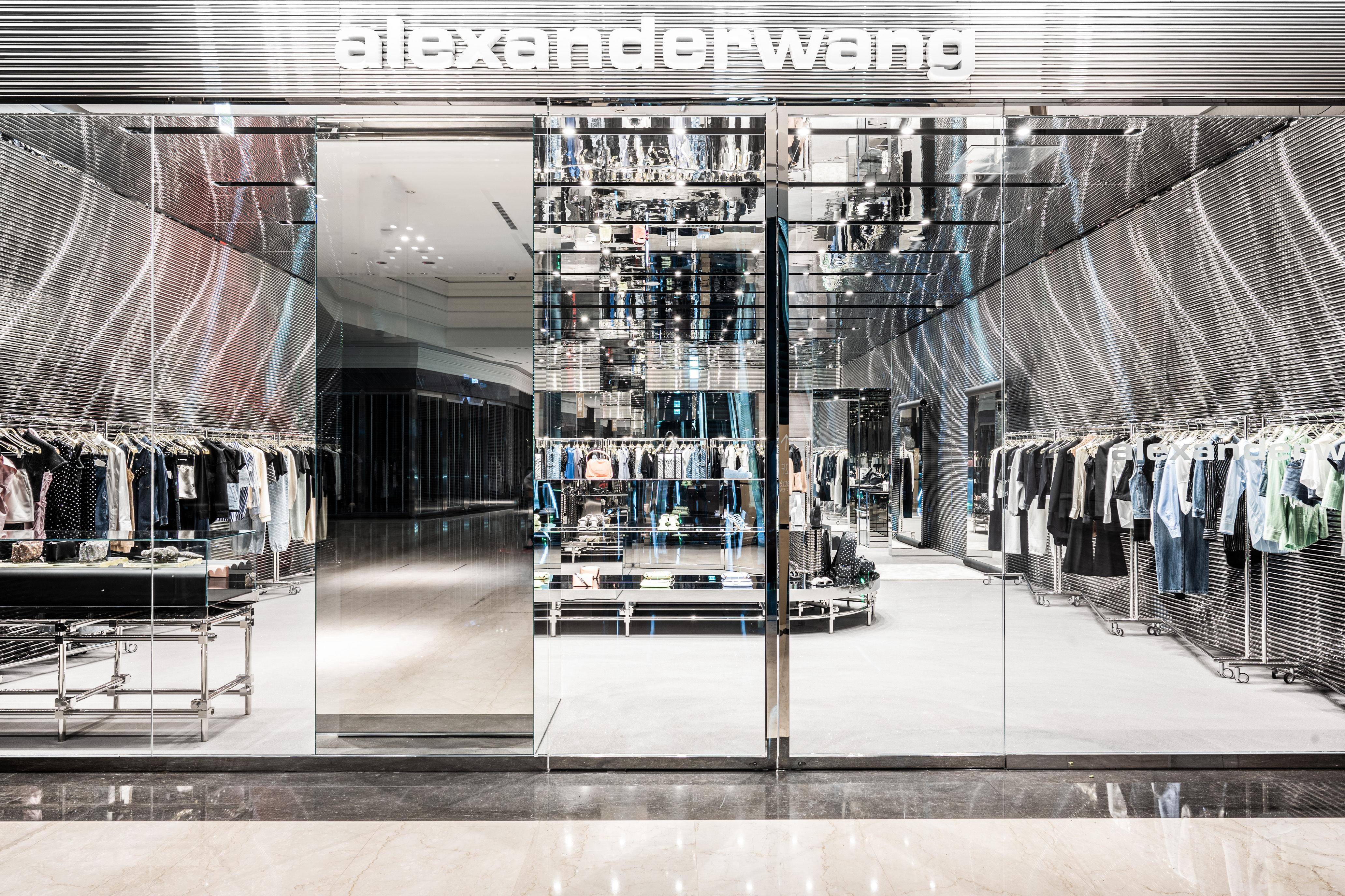 谢欣颖穿alexanderwang水钻装跑趴　传授范少勋如何搞定金牛女 名人名流 图4张