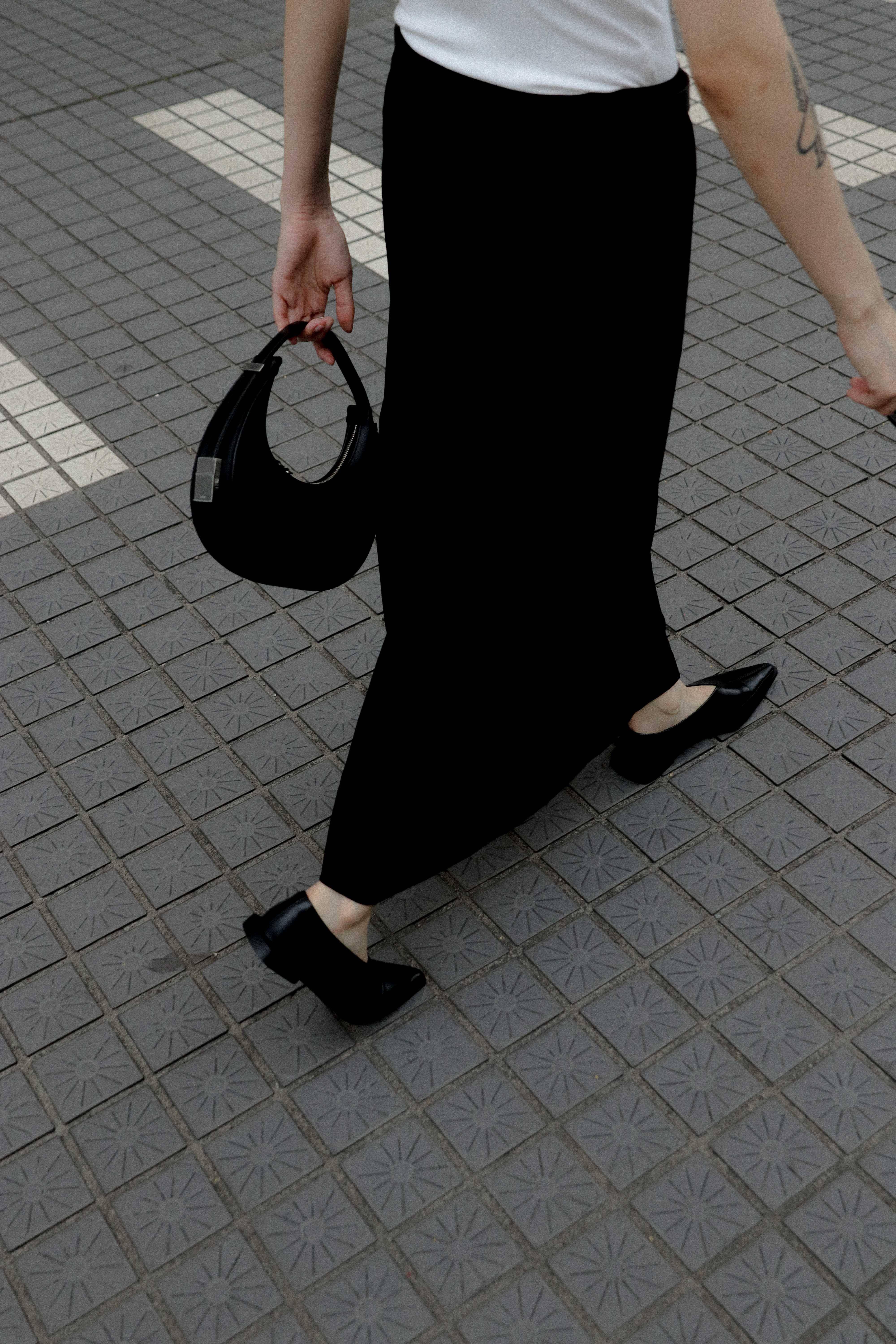 百货女鞋4品牌进驻LaLaPort逛到饱　STUDIO DOE极简尖头鞋时髦登场 最新资讯 图4张