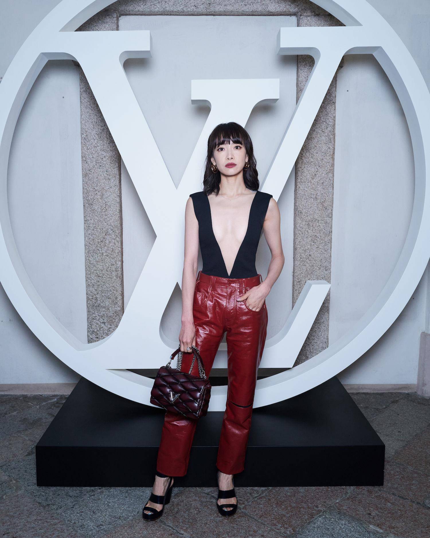 LV贝壳包太可爱！2024早春“浪漫人鱼礼服”也让人一秒爱上 名人名流 图19张