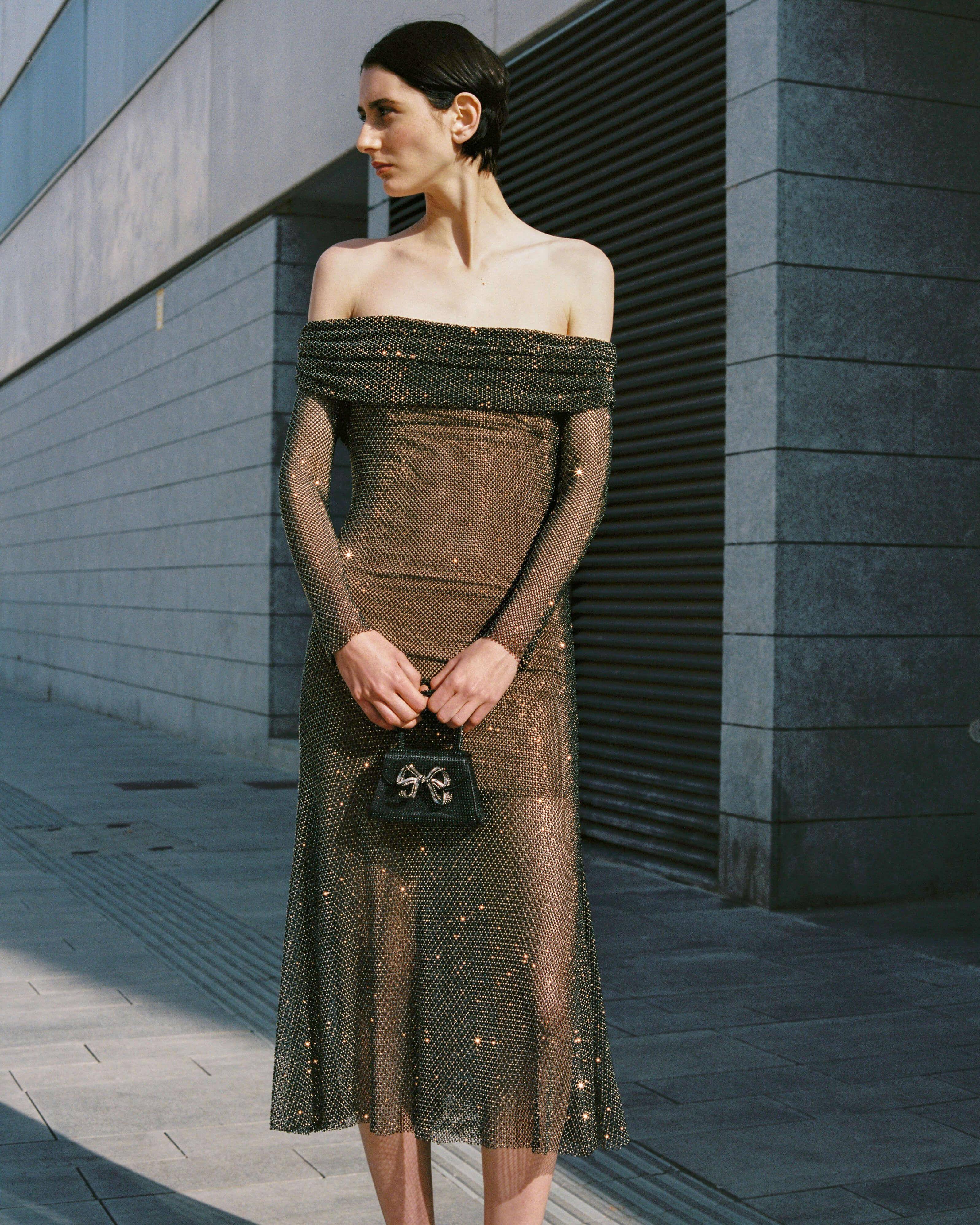 说・流行／专访self-portrait设计师：完美的蕾丝礼服，是带给穿着者开心愉悦 时尚穿搭 图7张