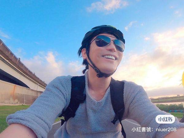 牛尔揭开不老秘密：保持情绪稳定、拥有良好的心态，人自然就年轻 名人名流 图1张