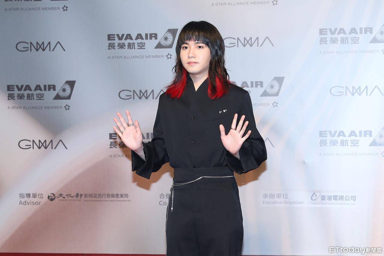 金曲时尚／林柏宏黑西装搭950万珠宝夺红毯最帅！韦礼安王子风紧追 名人名流 图1张