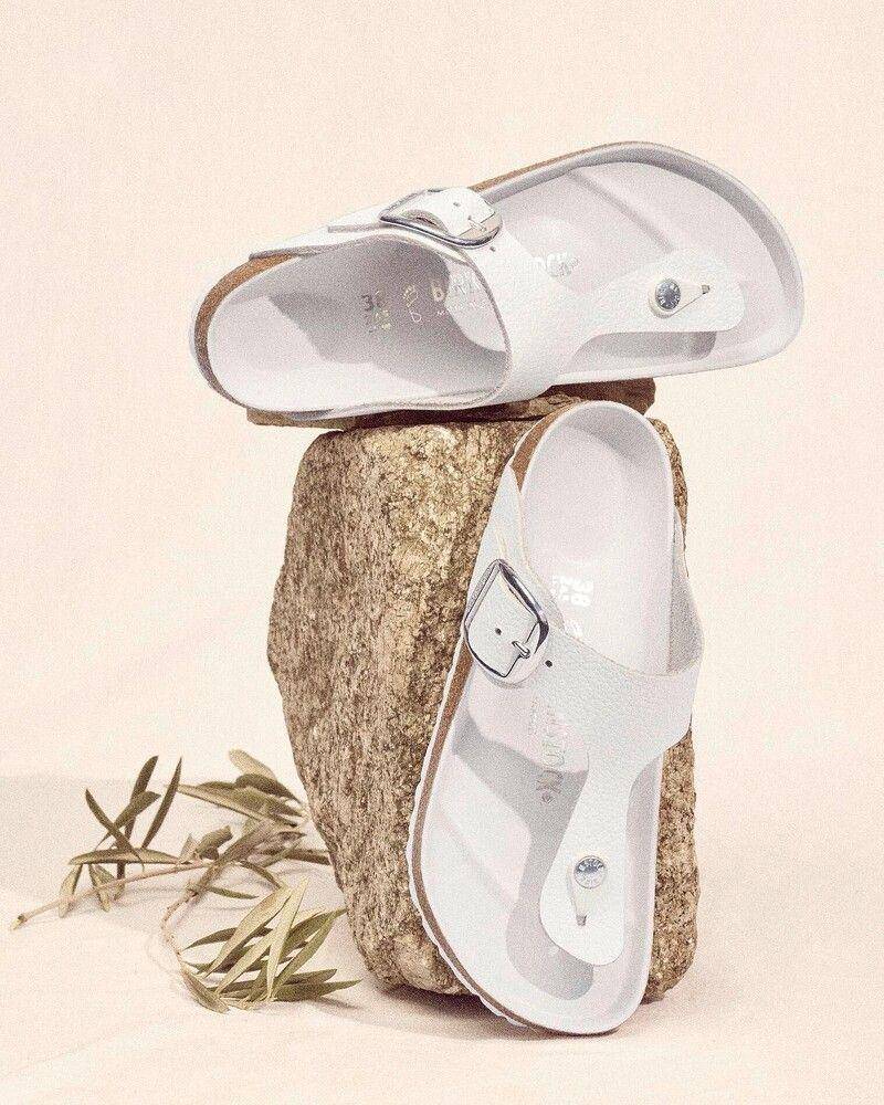6个热门户外凉鞋品牌推荐　Teva、勃肯搭配裤装or裙装都时髦 最新资讯 图4张