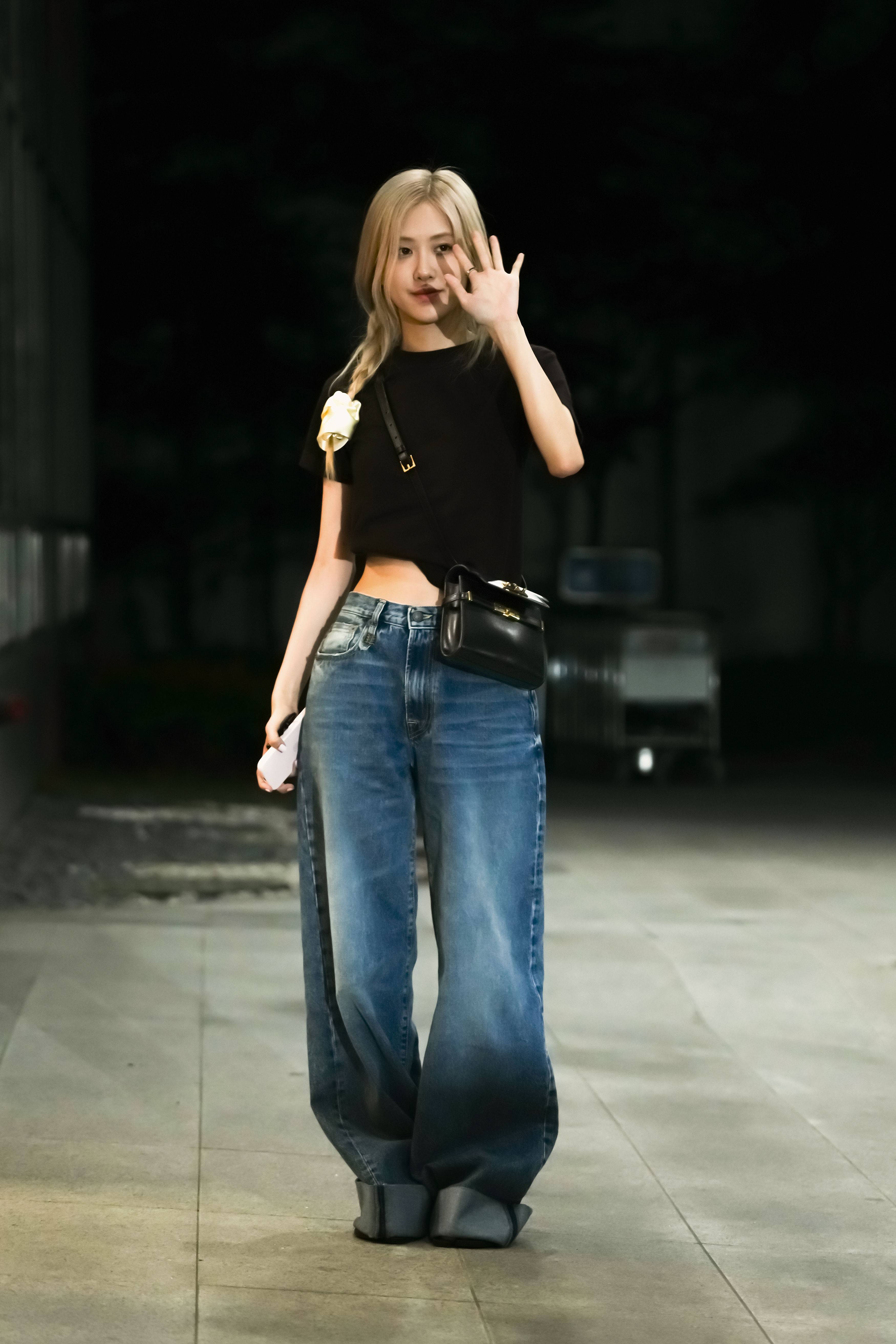 ROSÉ露事业线示范高级性感　搭Tiffany珠宝被赞“优雅白玫瑰” 奢侈品牌 图4张