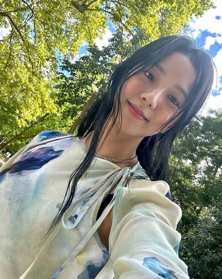 Jisoo和安普贤热恋中！养成盛世美颜的保养秘诀5招 最新资讯 图1张